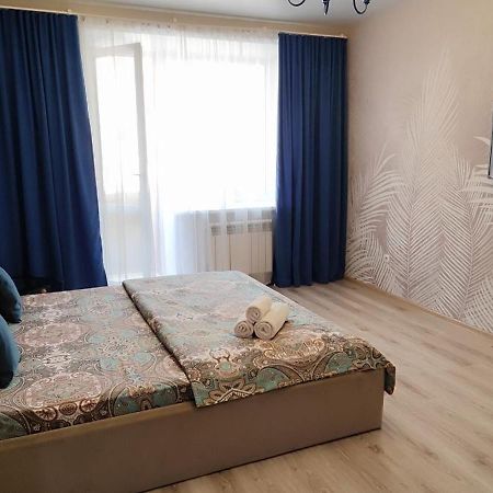 Apartamento Трц Kostanay Plaza Exterior foto
